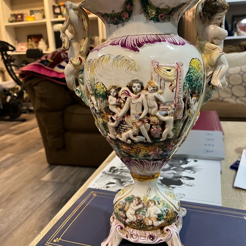 Capodimonte Multicolor Porcelain Vase with Cherub Design LIKE NEW